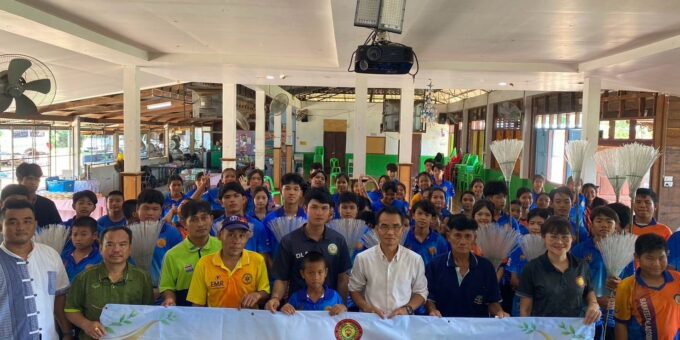 โครงการอบรมให้ความรู้กับอาสาสมัครท้องถิ่นรักษ์โลกและอนุรักษ์พันธุกรรมพืช